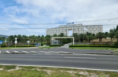 Top 10 Khách Sạn Gần Sân Bay Cam Ranh Giá Rẻ